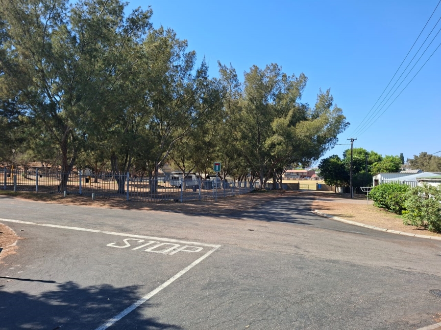 6 Bedroom Property for Sale in Hartenbos Central Western Cape